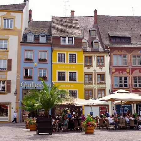 La Sinne 2 Pieces Avec Garage *